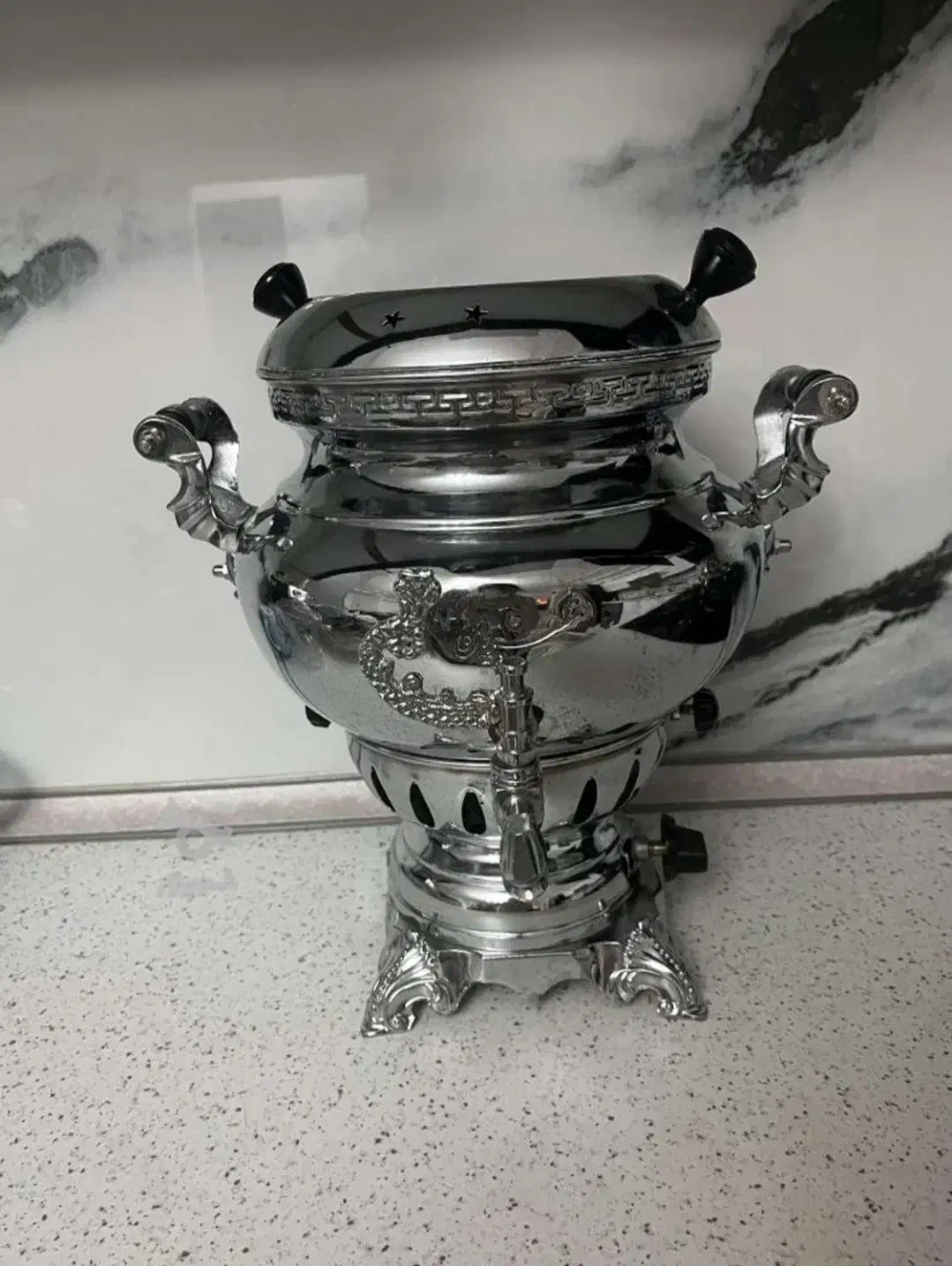 سماور|سماور، چای‌ساز، قهوه‌ساز|گلوگاه, |دیوار