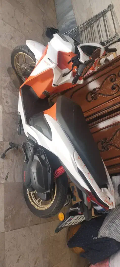 طرح کیلیک ۱۵۰ زمرد|موتورسیکلت|بروجرد, |دیوار