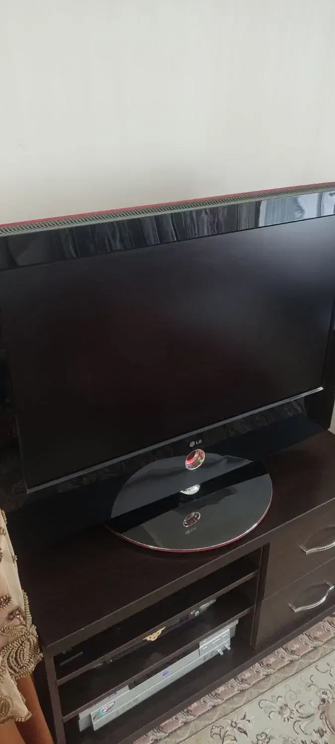تلویزیون 32 LG|تلویزیون و پروژکتور|تهران, استخر|دیوار