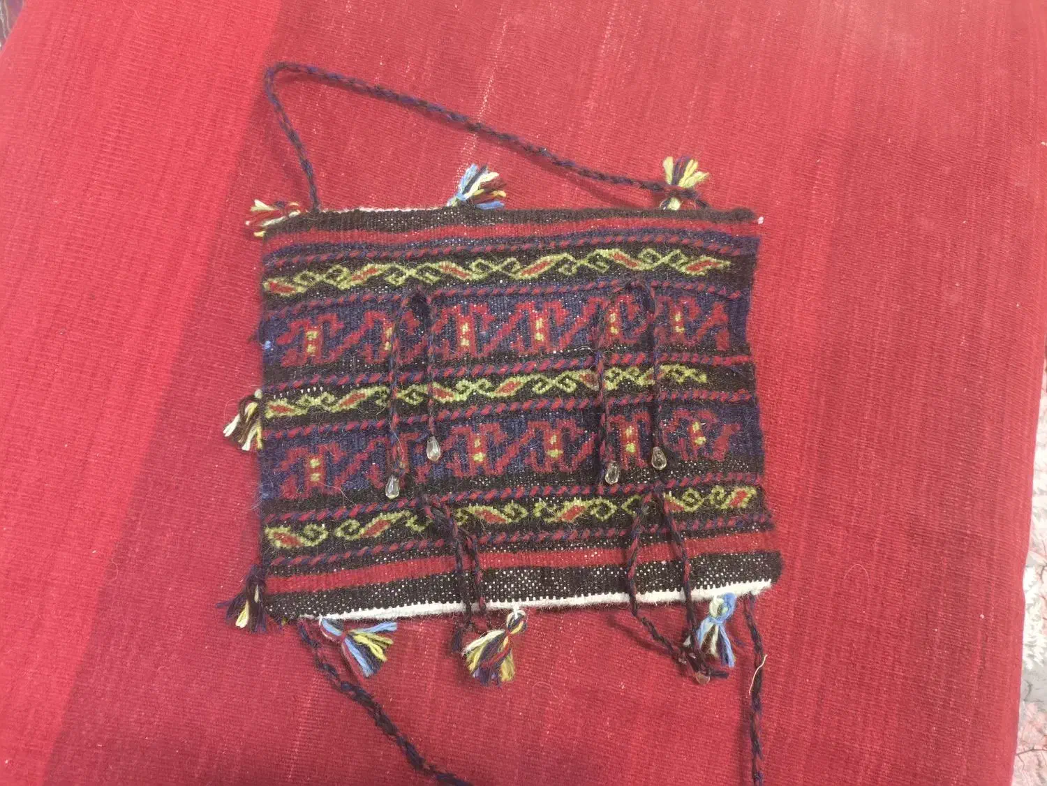 کیف|کیف، کفش، کمربند|گناباد, |دیوار