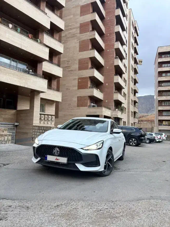 MG GT 2024|خودرو سواری و وانت|شیراز, شهرک نفت ۲|دیوار
