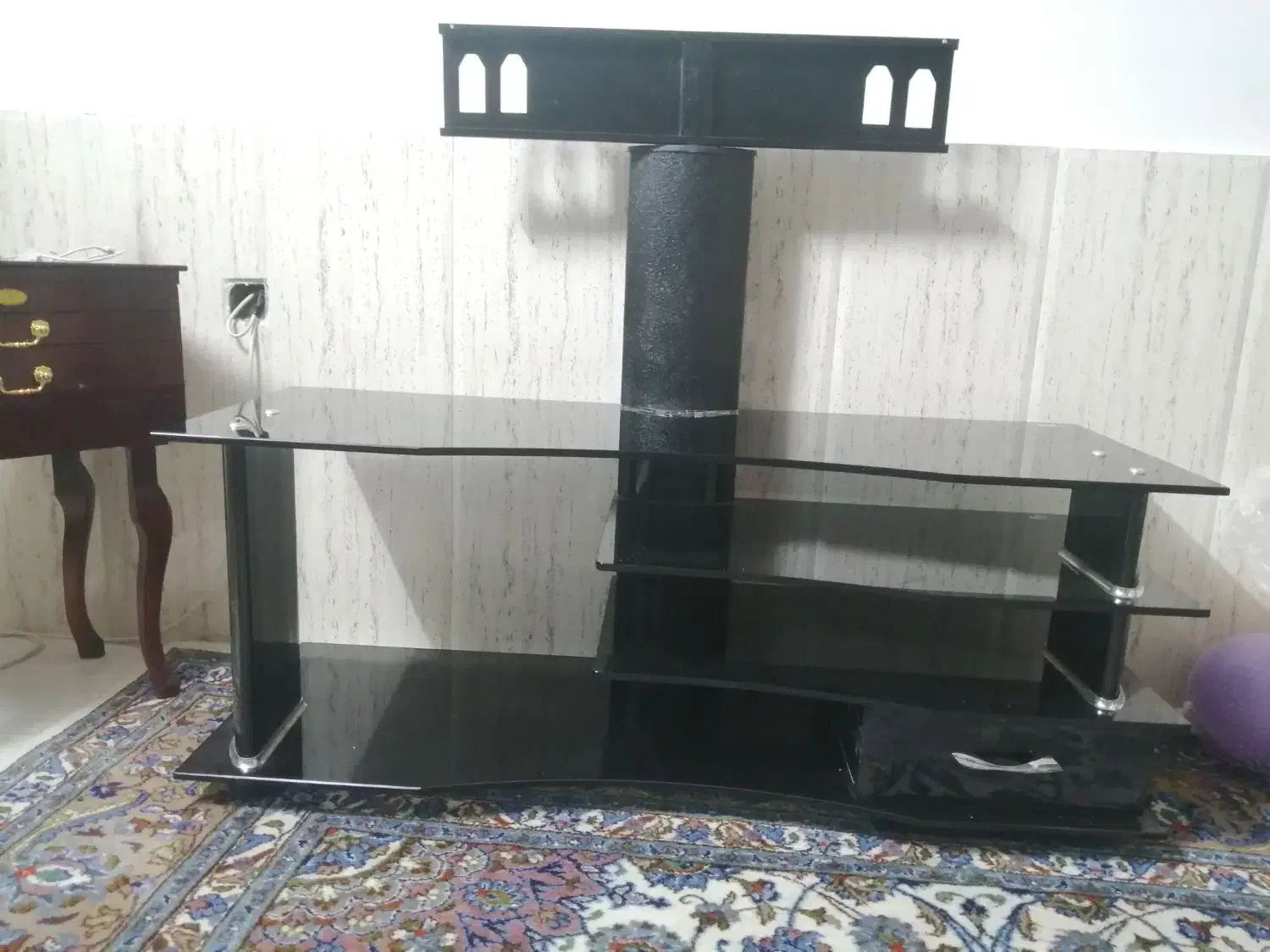 میز تلویویزیون مارک NIKE اصل|میز تلویزیون|کاشمر, |دیوار