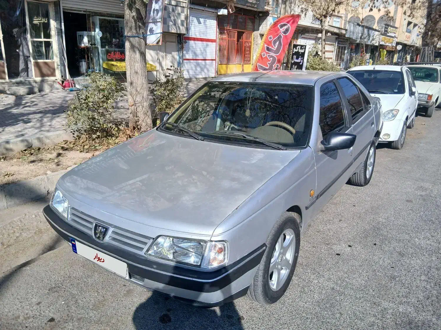 پژو ۴۰۵ نقره ای|خودرو سواری و وانت|شهرکرد, |دیوار