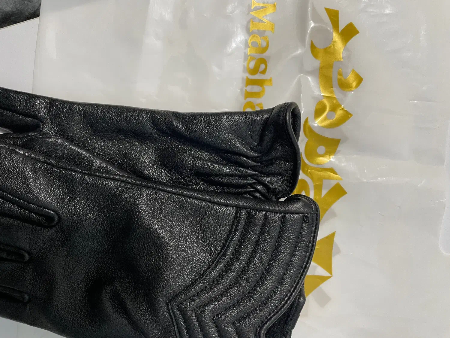 دستکش زنانه چرم مشهد|کیف، کفش، کمربند|رشت, منظریه|دیوار