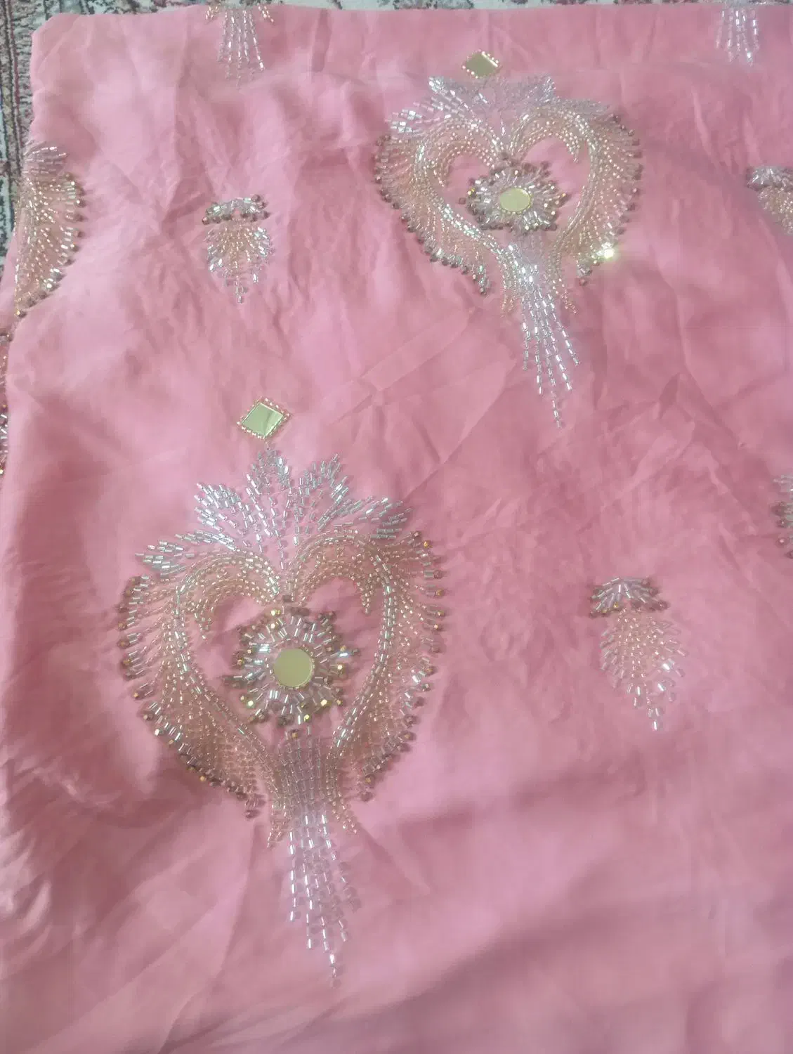 پارچه|لباس|زاهدان, |دیوار