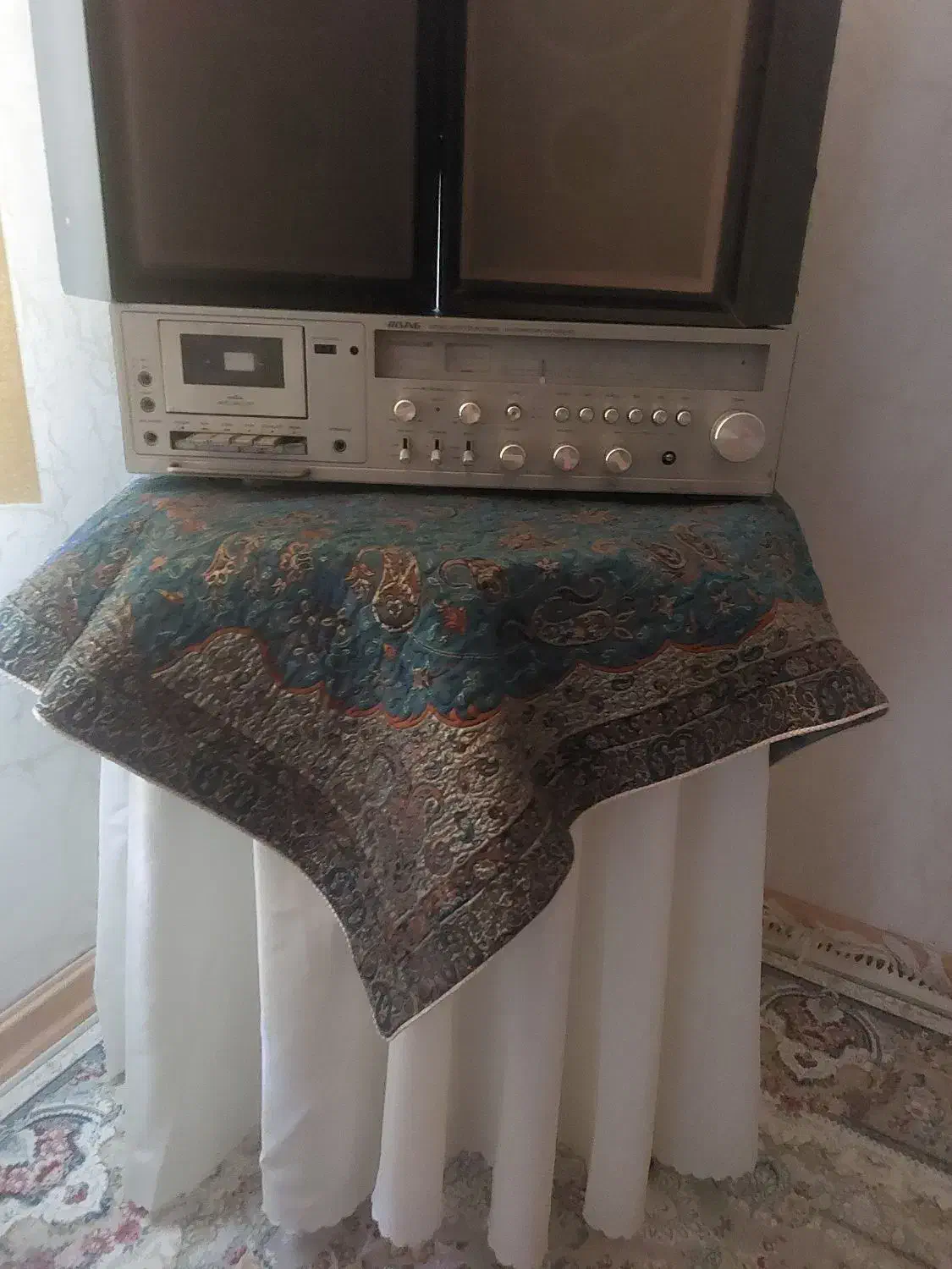 استریو با میز خاطره  ساتن  وترمه|بوفه، ویترین، کنسول|بروجرد, |دیوار