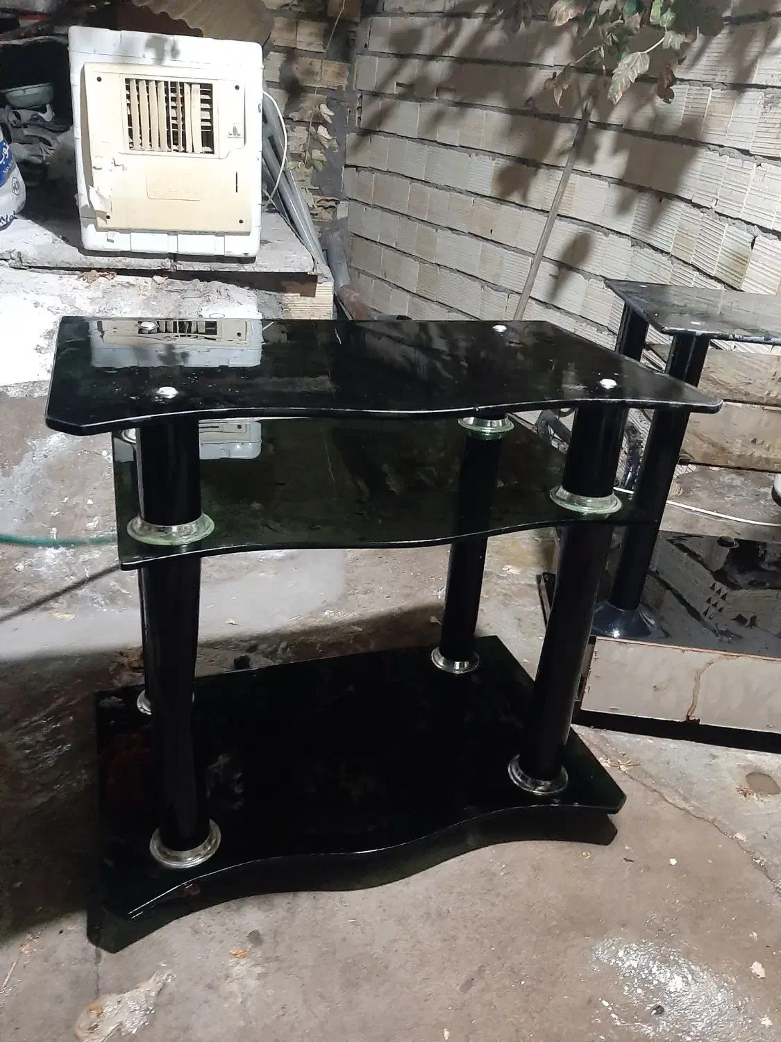 دو عدد میز تلویزیون هر کدوم ۱ میلیون|میز تلویزیون|رفسنجان, |دیوار