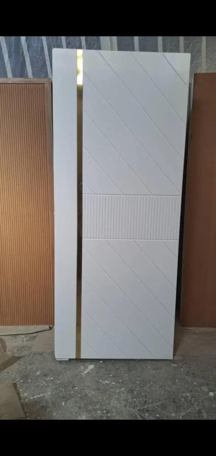 دربهای لوکس اپارتمانی|مصالح و تجهیزات ساختمان|هشتگرد, طاووسیه|دیوار