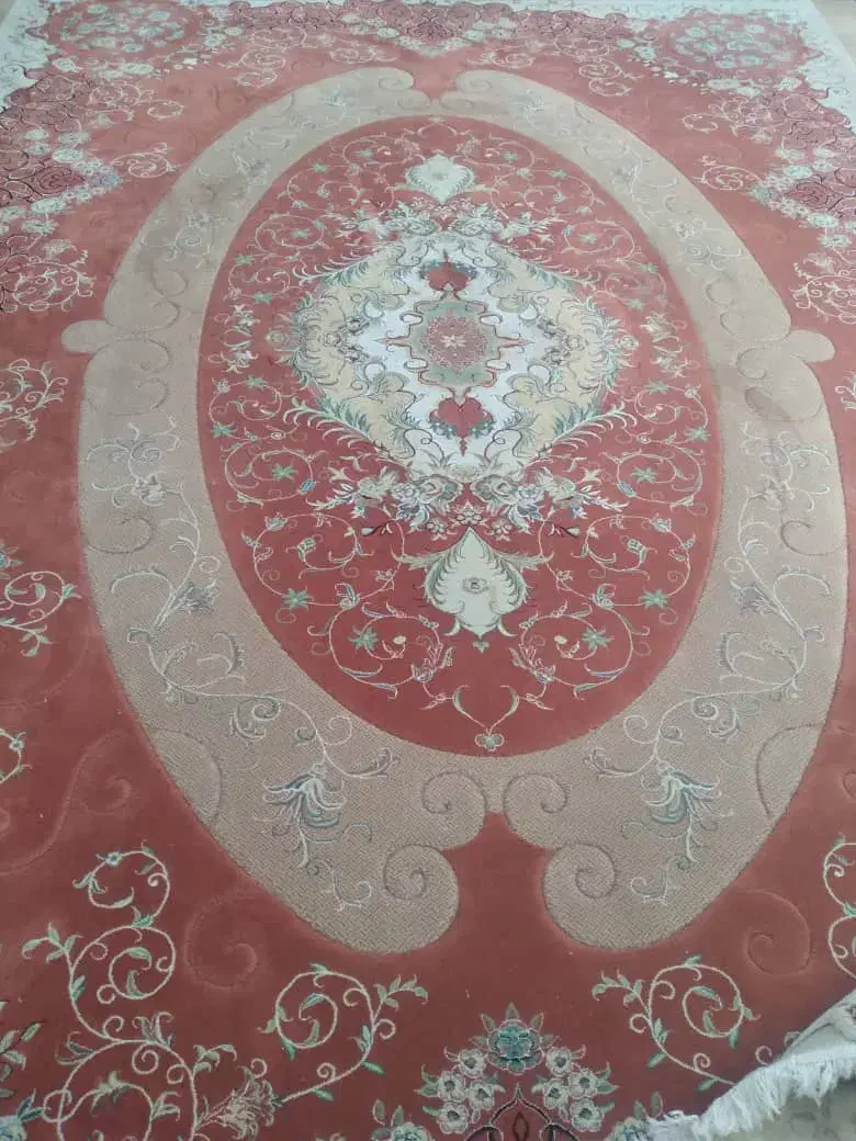 فروش فوری قالی فوری دارچینی مایل به قرمز|فرش|اهواز, کوی رمضان|دیوار