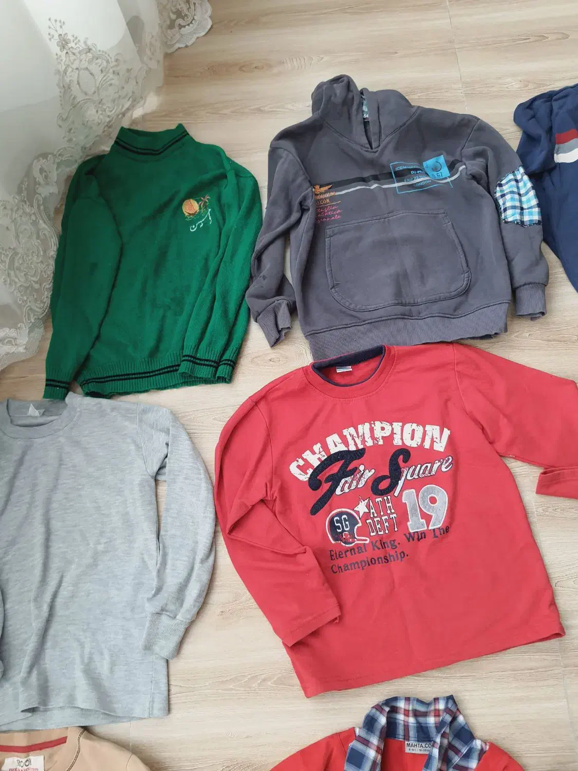 بلوز پاییزه زمستانه پسرانه فروش فوری|کفش و لباس بچه|ارومیه, |دیوار