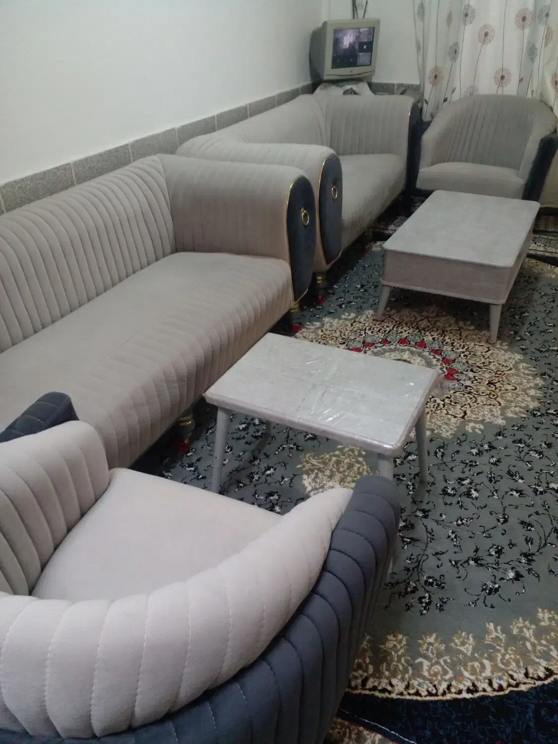 مبل|مبلمان خانگی و میز عسلی|اسفراین, |دیوار