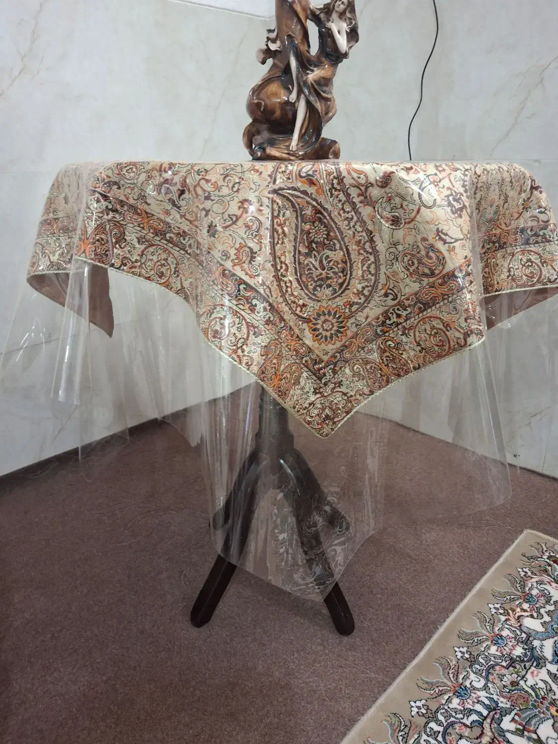 میز خاطره|مبلمان خانگی و میز عسلی|یزد, |دیوار