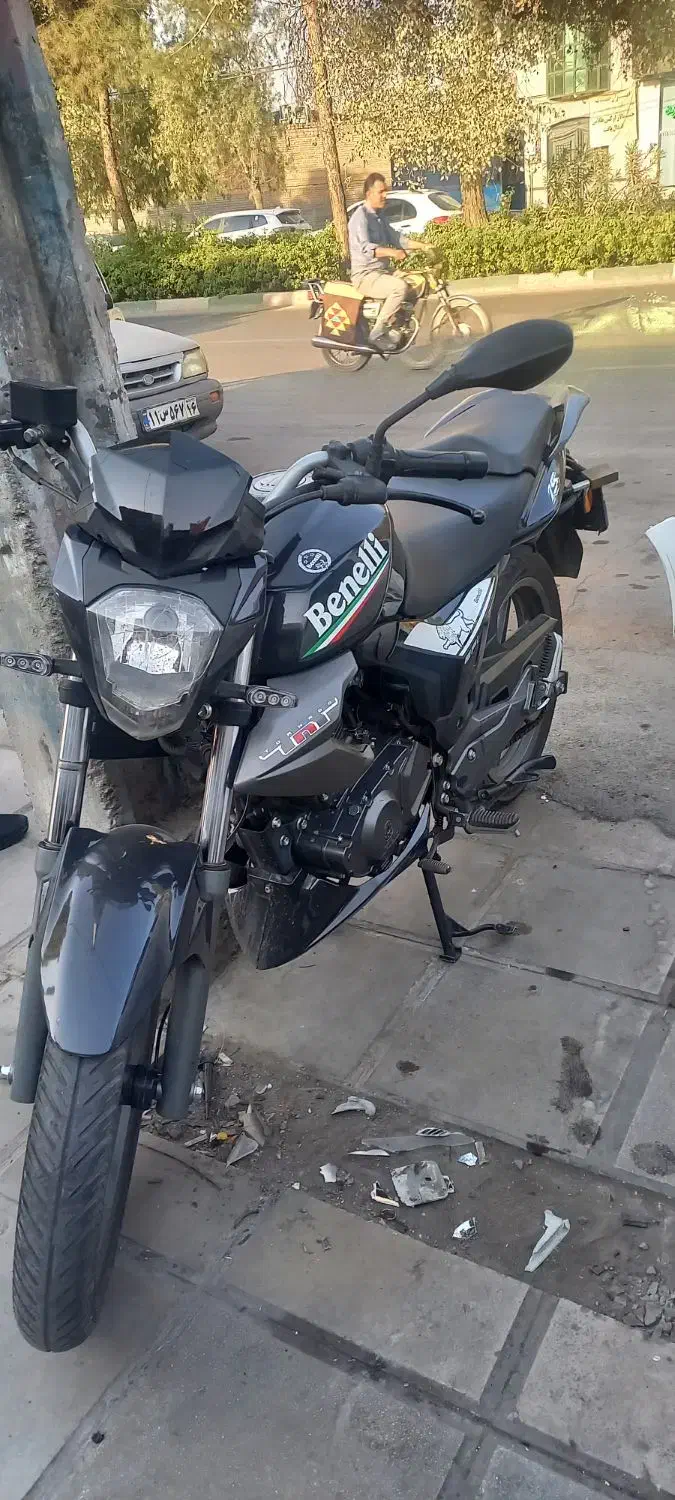موتور بنلی ۱۵۰|موتورسیکلت|قم, زنبیل آباد|دیوار