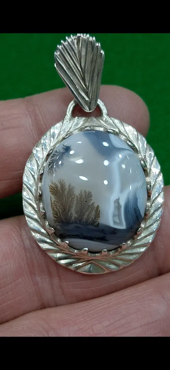 پلاک گردنی شجر قائن|جواهرات|آباده, |دیوار