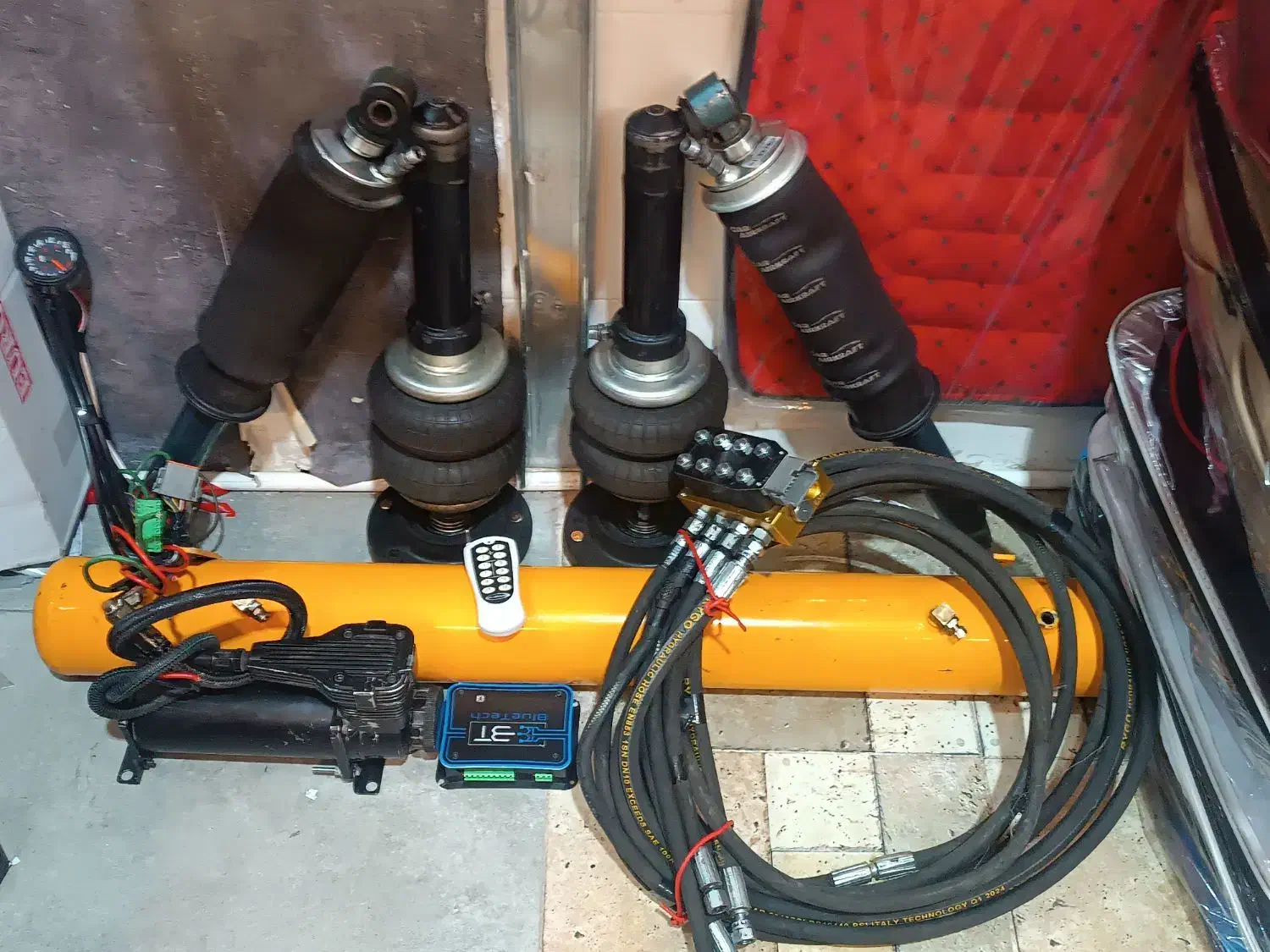 پنوماتیک|قطعات یدکی و لوازم جانبی|بم, |دیوار