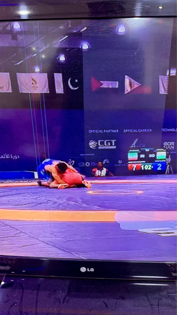 تلویزیون ال جی ۴۰ اینچ|تلویزیون و پروژکتور|اردبیل, |دیوار