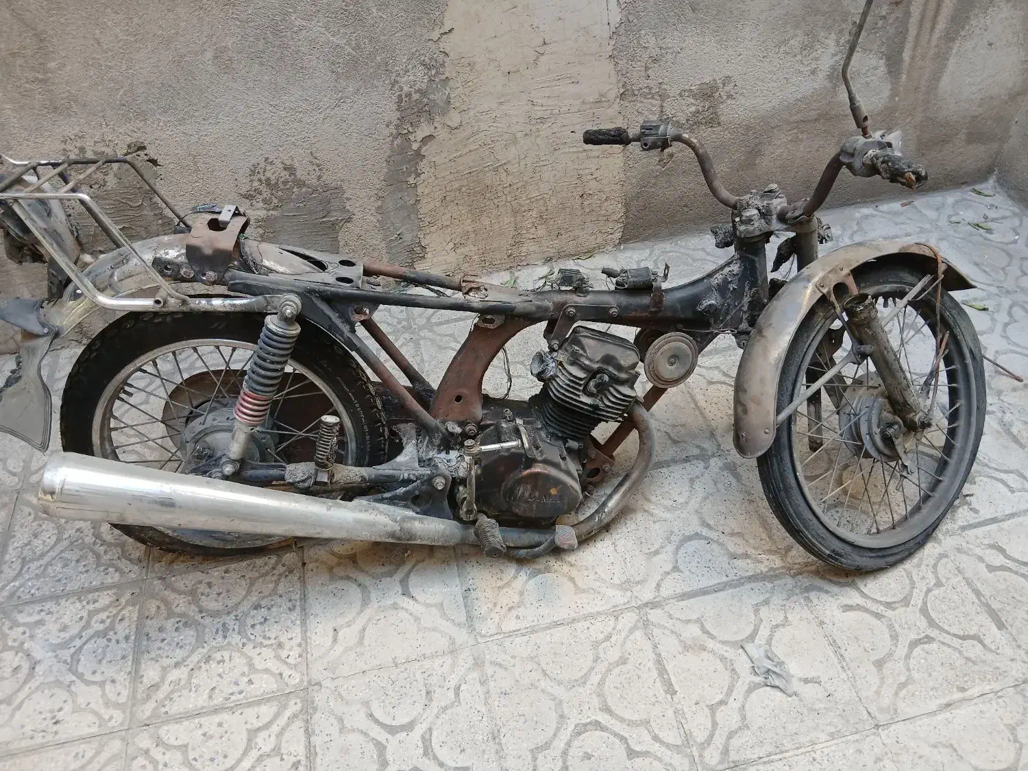 موتور لیفان CDI 125 مدل ۸۷ سوخته شده/آتش گرفته|موتورسیکلت|تهران, مجیدیه|دیوار