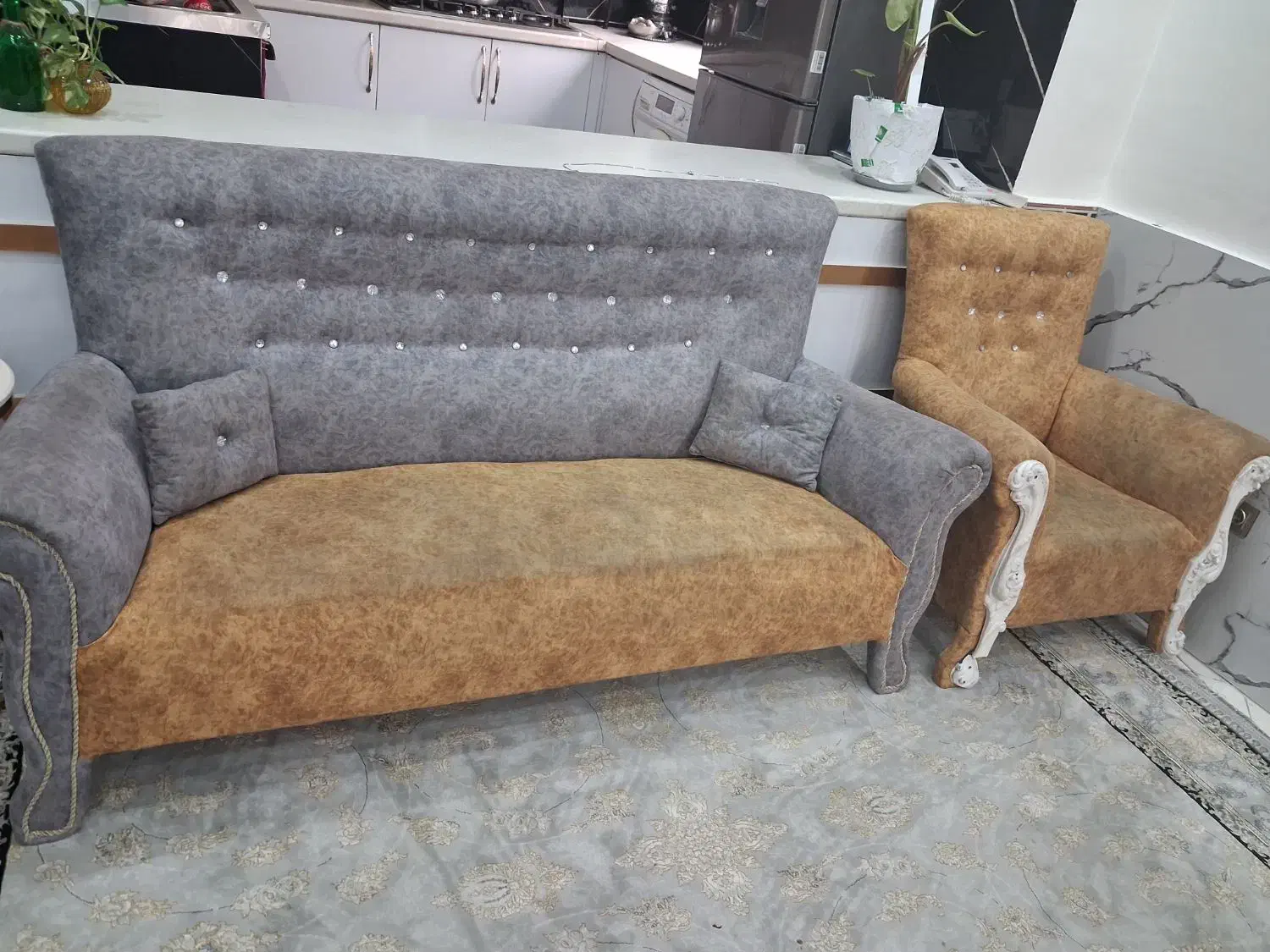 مبل ۷نفره همراه ۳تا عسلی|مبلمان خانگی و میز عسلی|قرچک, باقرآباد|دیوار