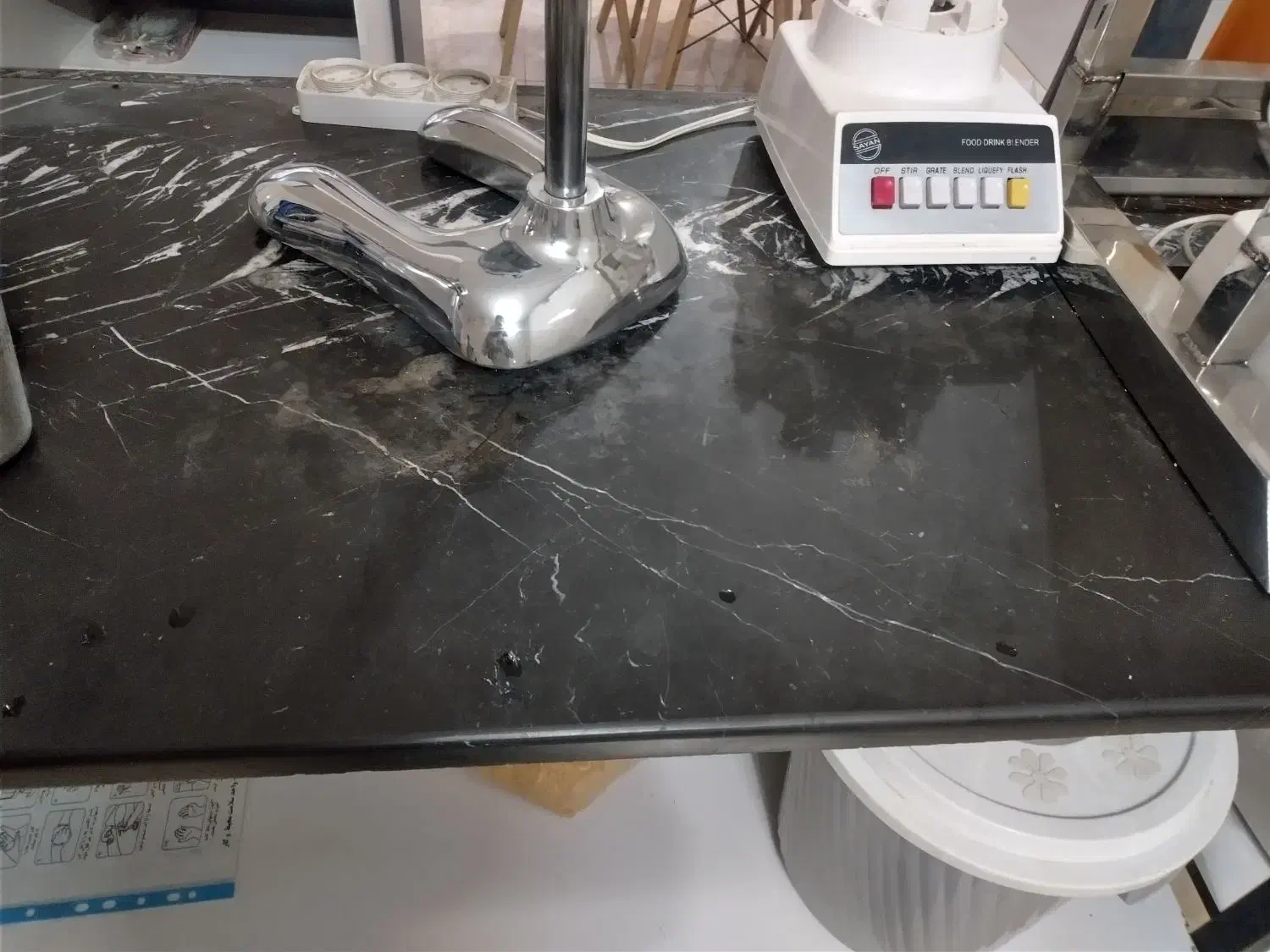 میز کار شیک وتمیز|فروشگاه و مغازه|مشهد, هنرور|دیوار