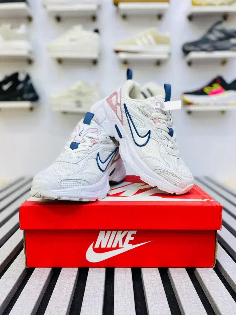 کتونی Nike|کیف، کفش، کمربند|بانه, |دیوار