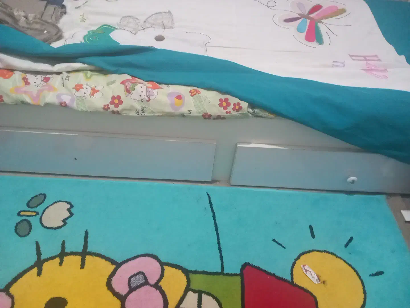 تخت سالم|تخت و صندلی بچه|مشهد, کشف|دیوار