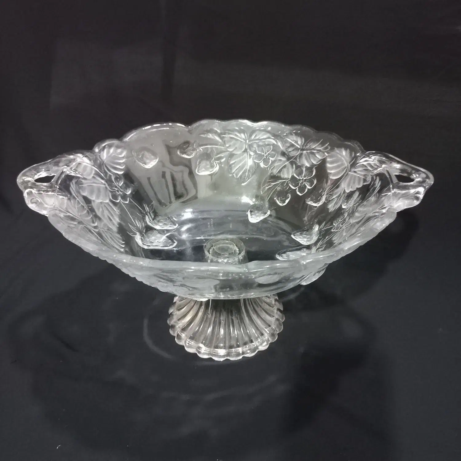 چند ظرف پذیرایی|ظروف سرو و پذیرایی|دورود, |دیوار