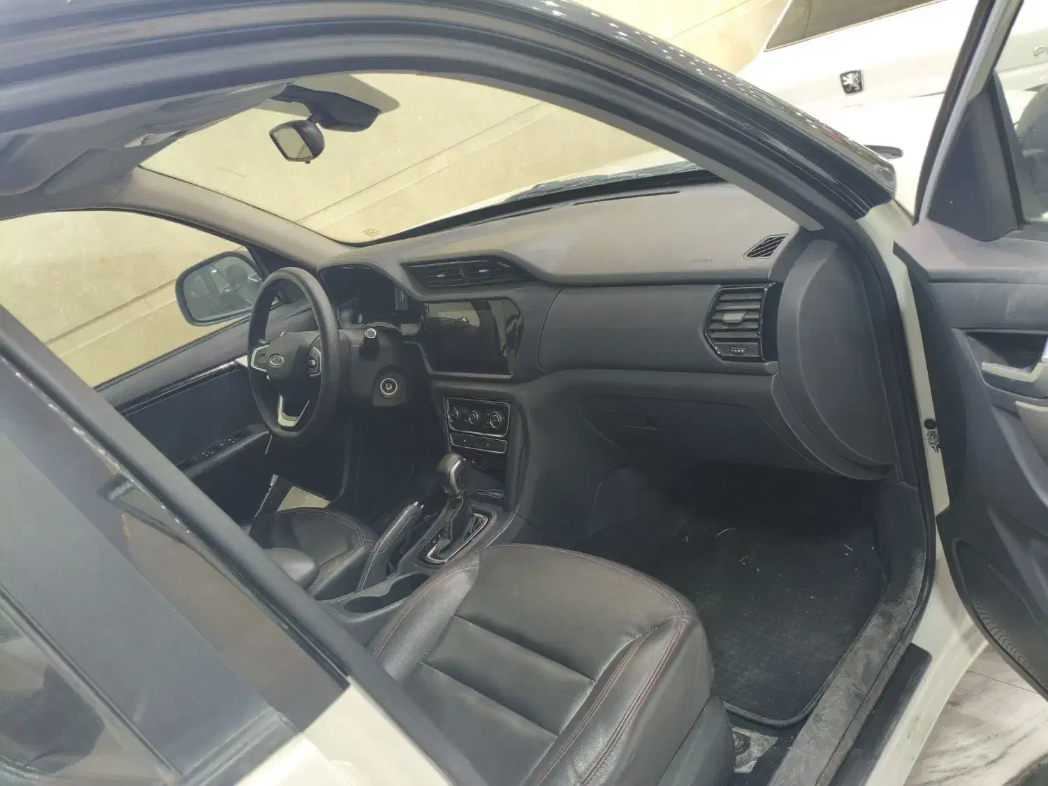 x33 at صفر|خودرو سواری و وانت|تهران, باغ خزانه|دیوار