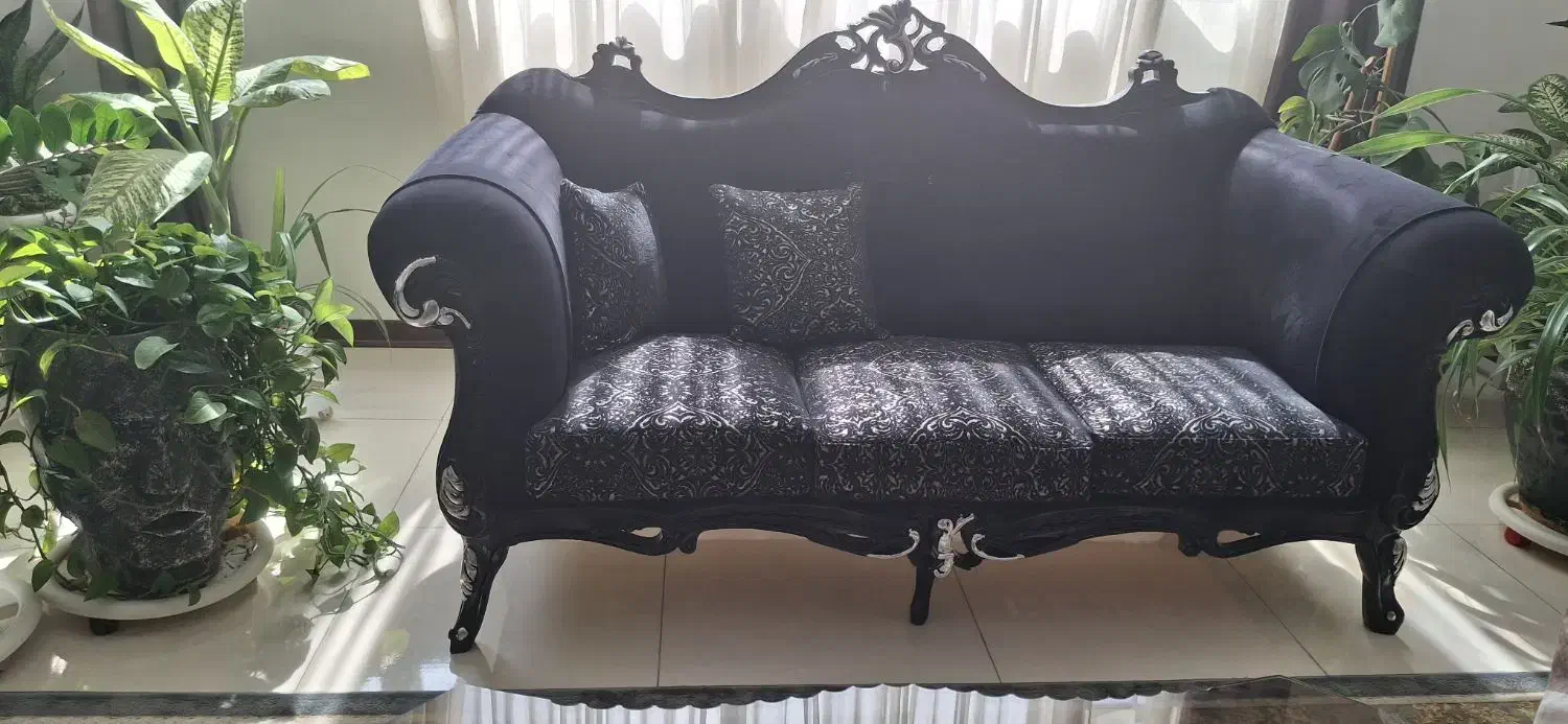 مبل 7 نفره مدل نیلوفر همراه با میز نهار خوری|مبلمان خانگی و میز عسلی|فردیس, فرامرزیه|دیوار