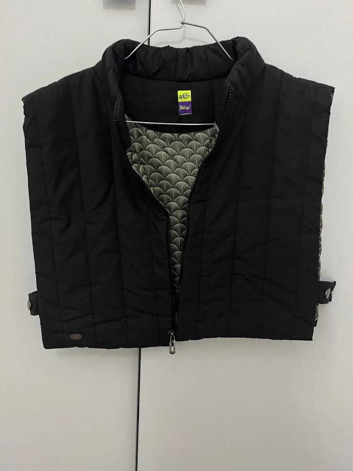 جلیقه/ وست|لباس|پردیس, فاز ۲|دیوار