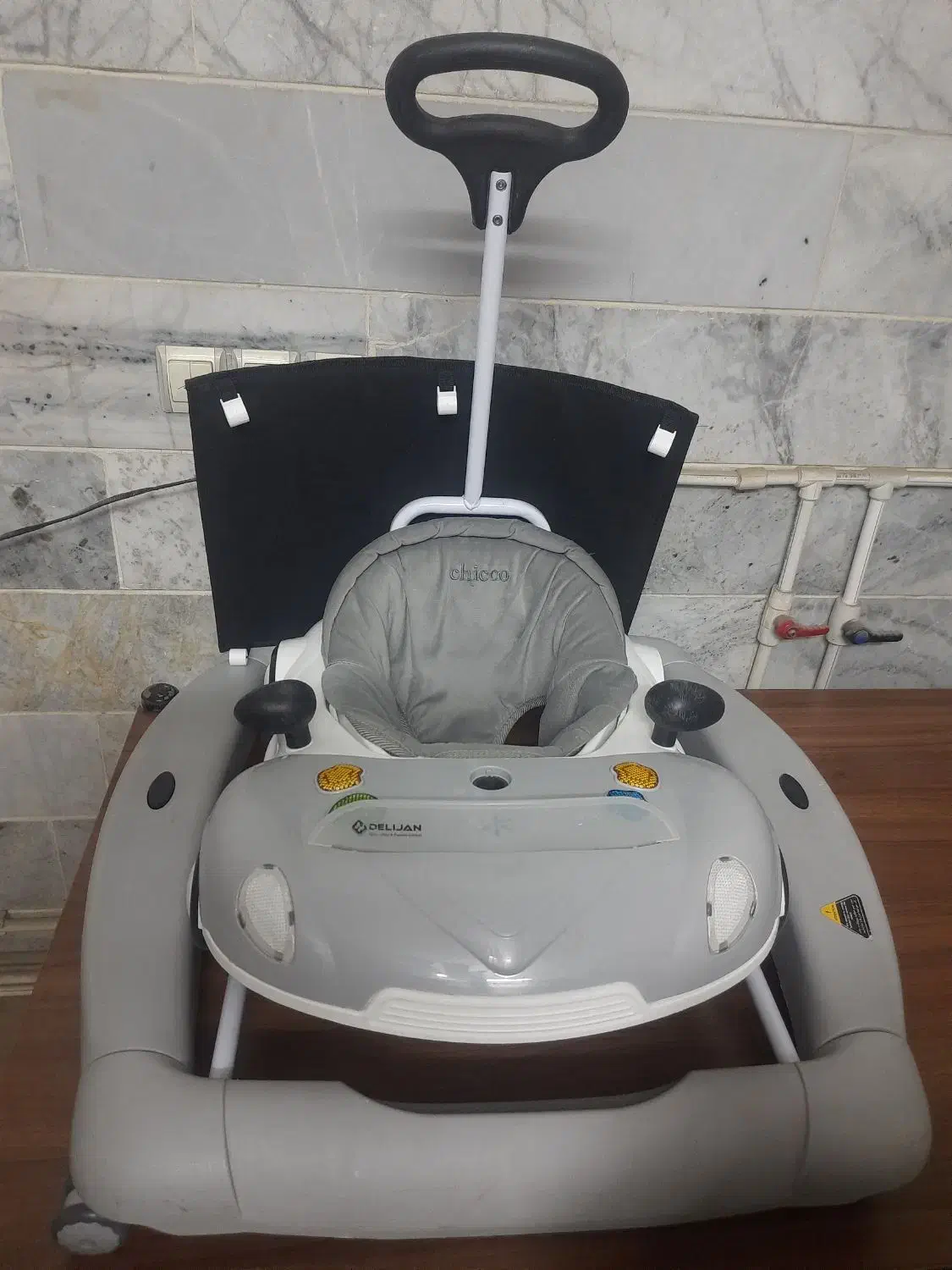 کریر و رورویک دلیجان سالم و درحد نو|اسباب و اثاث بچه|مشهد, نوید|دیوار