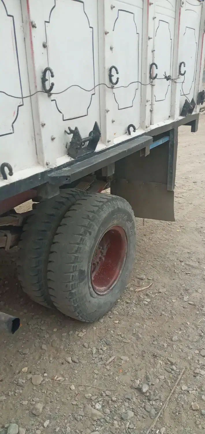 خاور ۸۰۰مدل ۶۱ سالم|خودرو سنگین|آسمینون, |دیوار