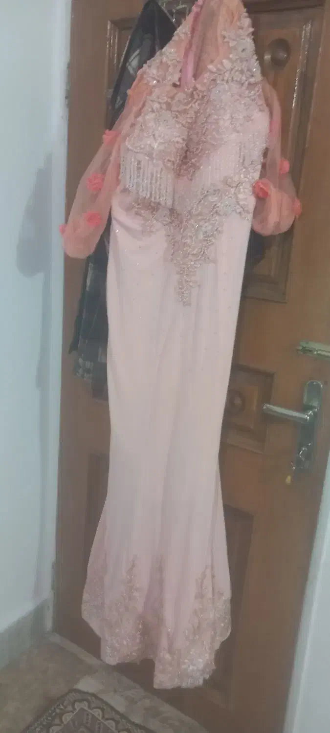 لباس مجلسی بدون پارگی ۱بارهم استفاده نشد|لباس|الوند, |دیوار