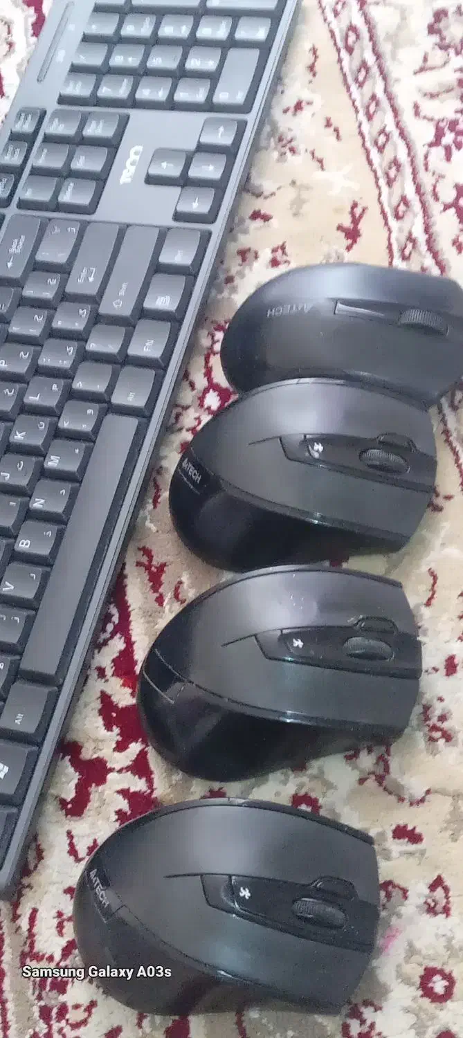 ۴عدد موی بی سیم یک کیبورد بی سیم|قطعات و لوازم جانبی رایانه|شهریار, شهرک شاهد|دیوار