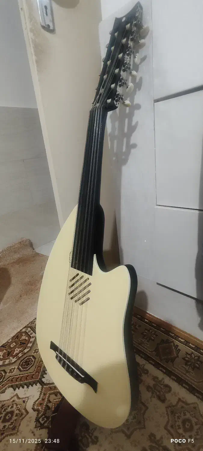 عود الکتریک طرح گودین(کامرانی)|سازهای سنتی|مهاباد (آذربایجان غربی), |دیوار