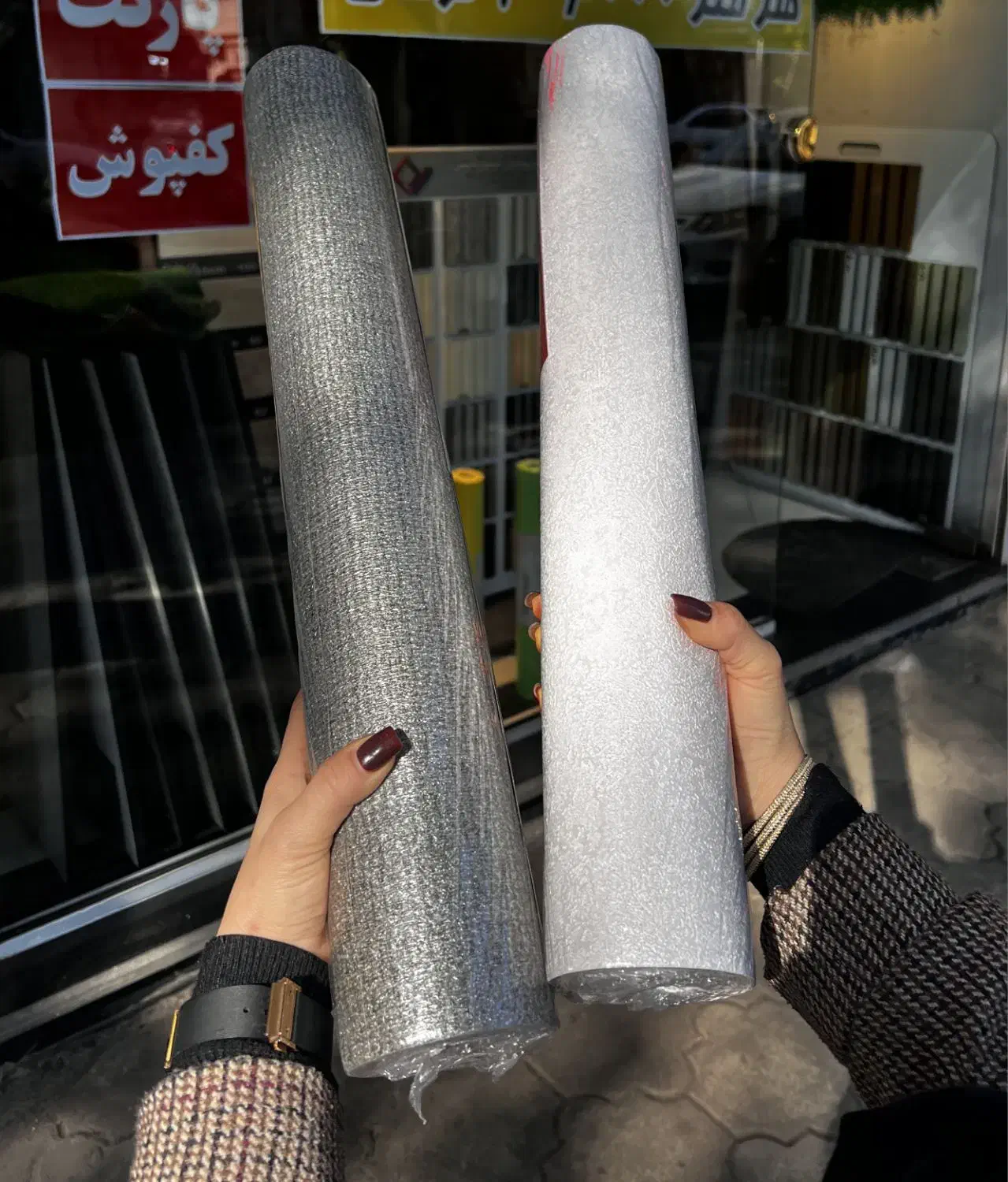 کاغذ دیواری فروش ویژه با قیمت متری ۴۴ هزار تومان|مصالح و تجهیزات ساختمان|لاهیجان, قیام|دیوار