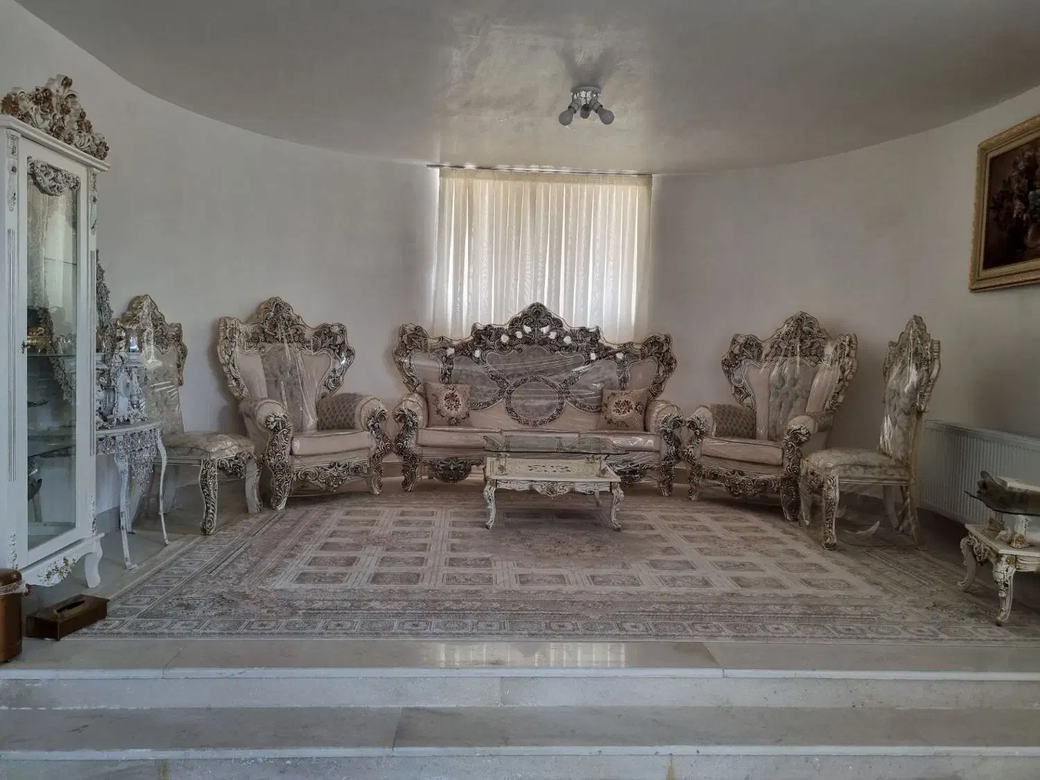 مبلمان سلطنتی|مبلمان خانگی و میز عسلی|لردگان, |دیوار