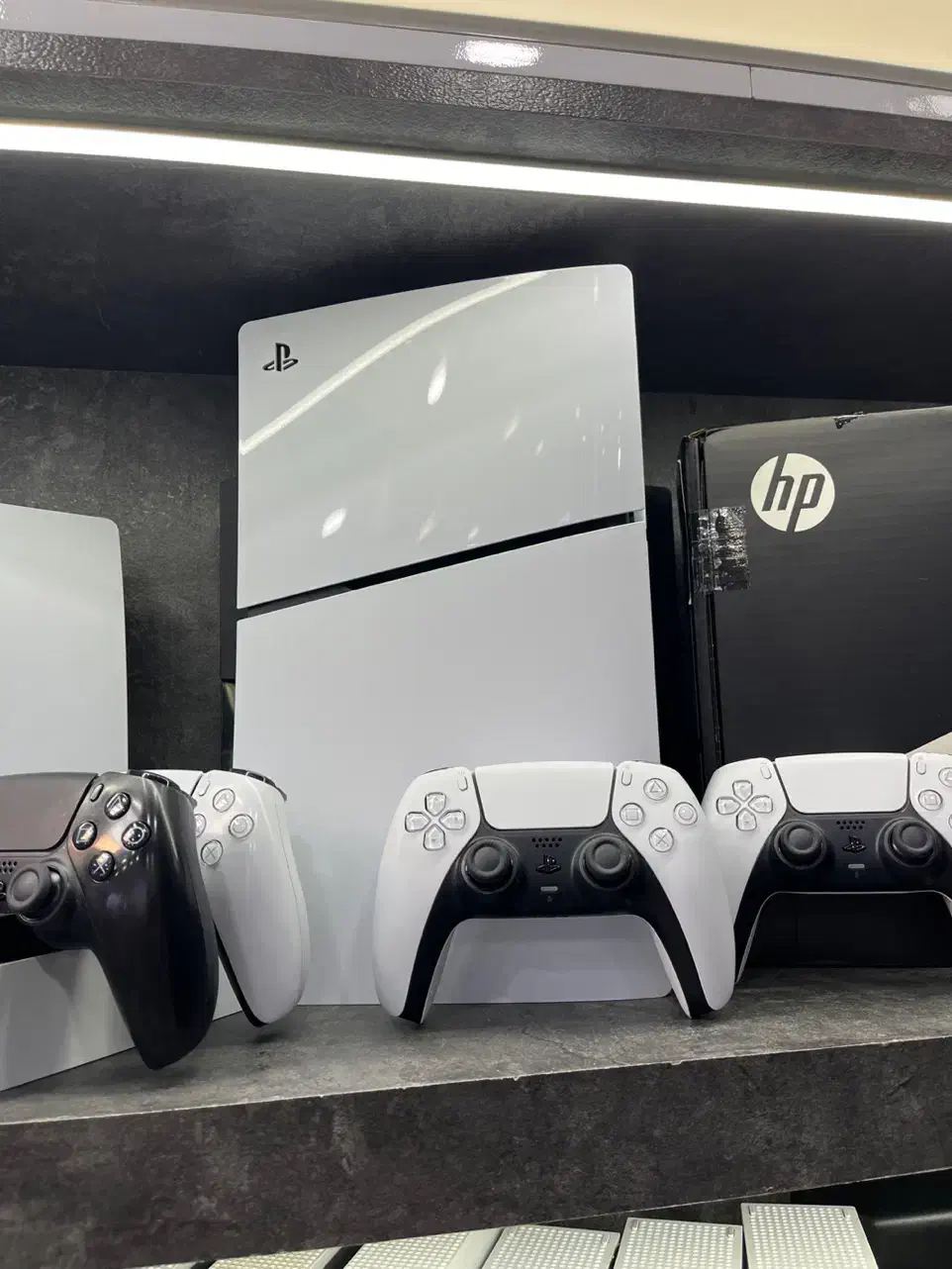 ps5 یا همون پلی پنج او بیا بدون چک و پیش بخر|کنسول، بازی ویدئویی و آنلاین|اصفهان, مفتح|دیوار