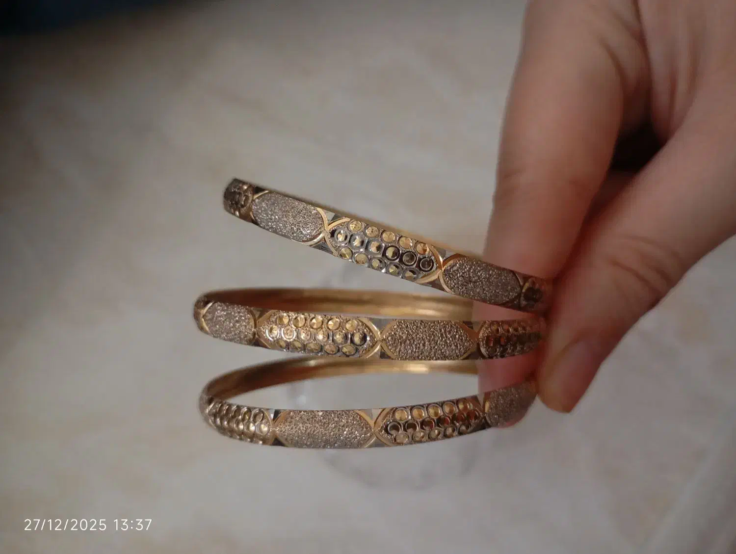 النگوطلا|جواهرات|قدس, شهر‌قدس|دیوار