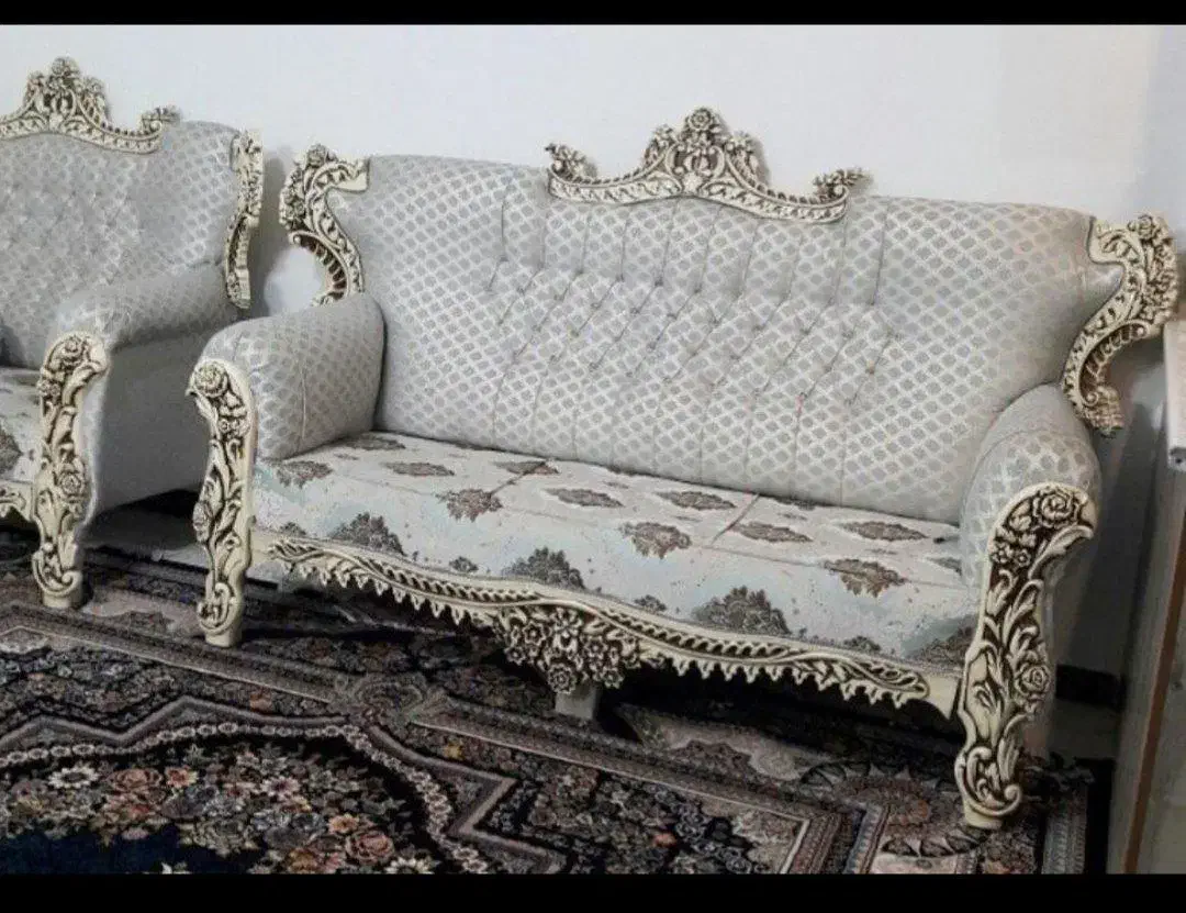 مبل سلطنتی تخفیف پای معامله|مبلمان خانگی و میز عسلی|تهران, هلال احمر|دیوار