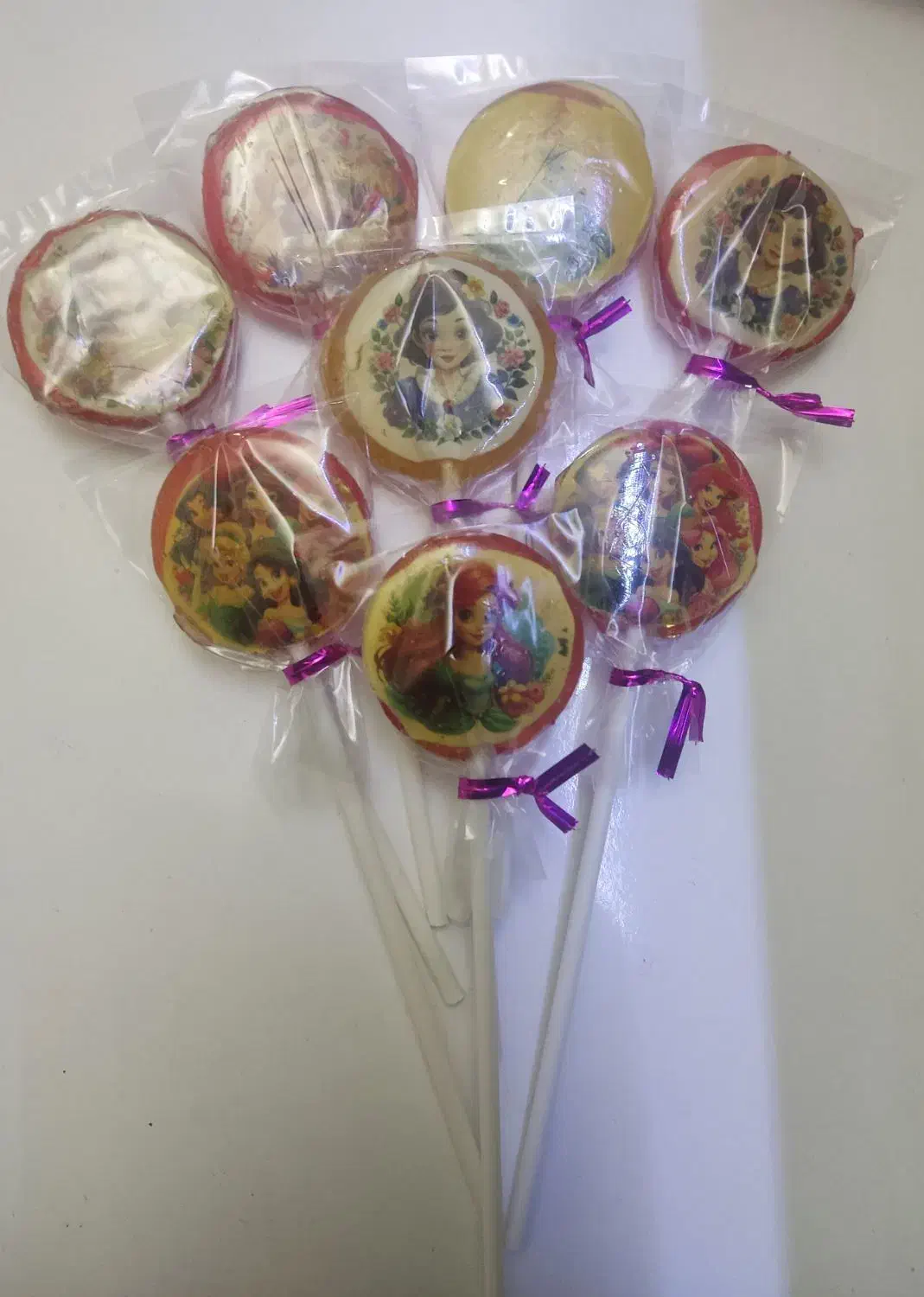 انواع پاستیل و آبنبات چوبی و قند های خوشمزه دورس|خوردنی و آشامیدنی|مشهد, مصلی (کارمندان اول)|دیوار