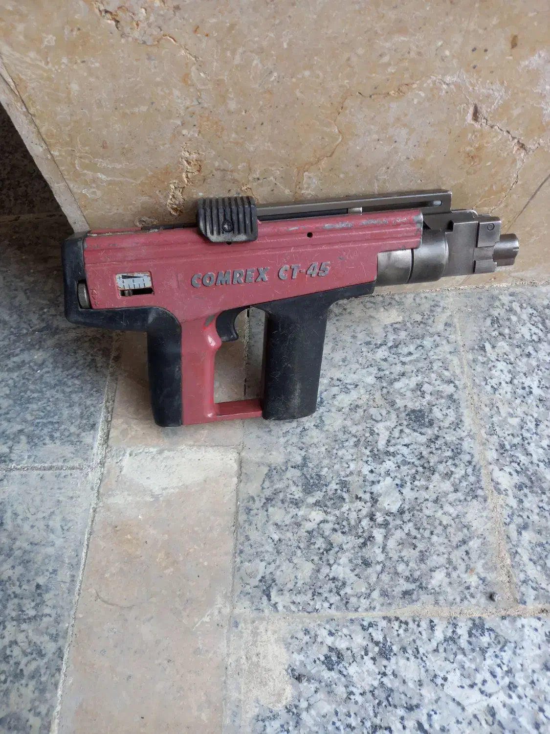 تفنگ میخکوب|ابزارآلات|چالوس, |دیوار