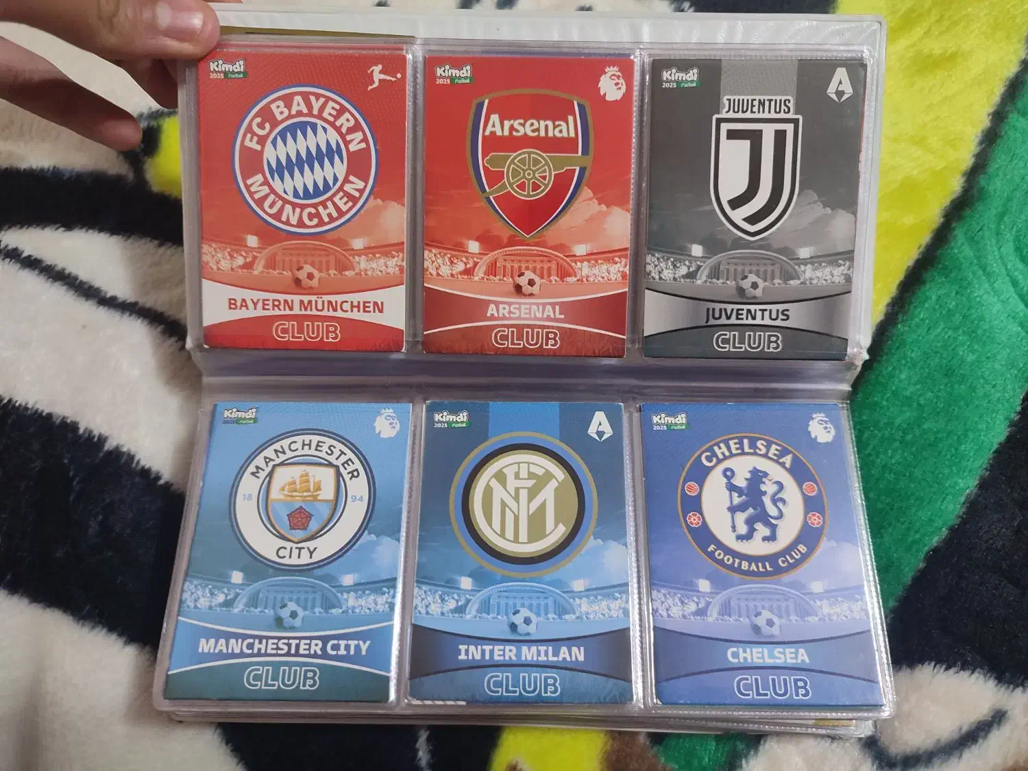 کیمدی به همراه آلبوم ۸۰۰ دوتا کارت هم اشانتیون|اسباب‌بازی بچه|شیروان (خراسان), |دیوار