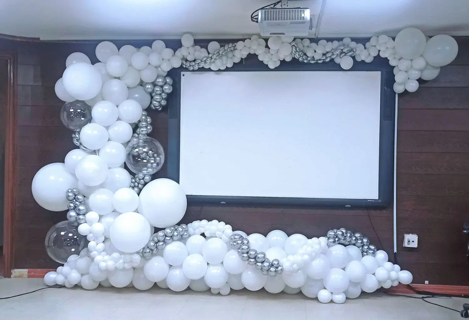 بادکنک آرایی|خدمات پذیرایی، مراسم|سیرجان, |دیوار