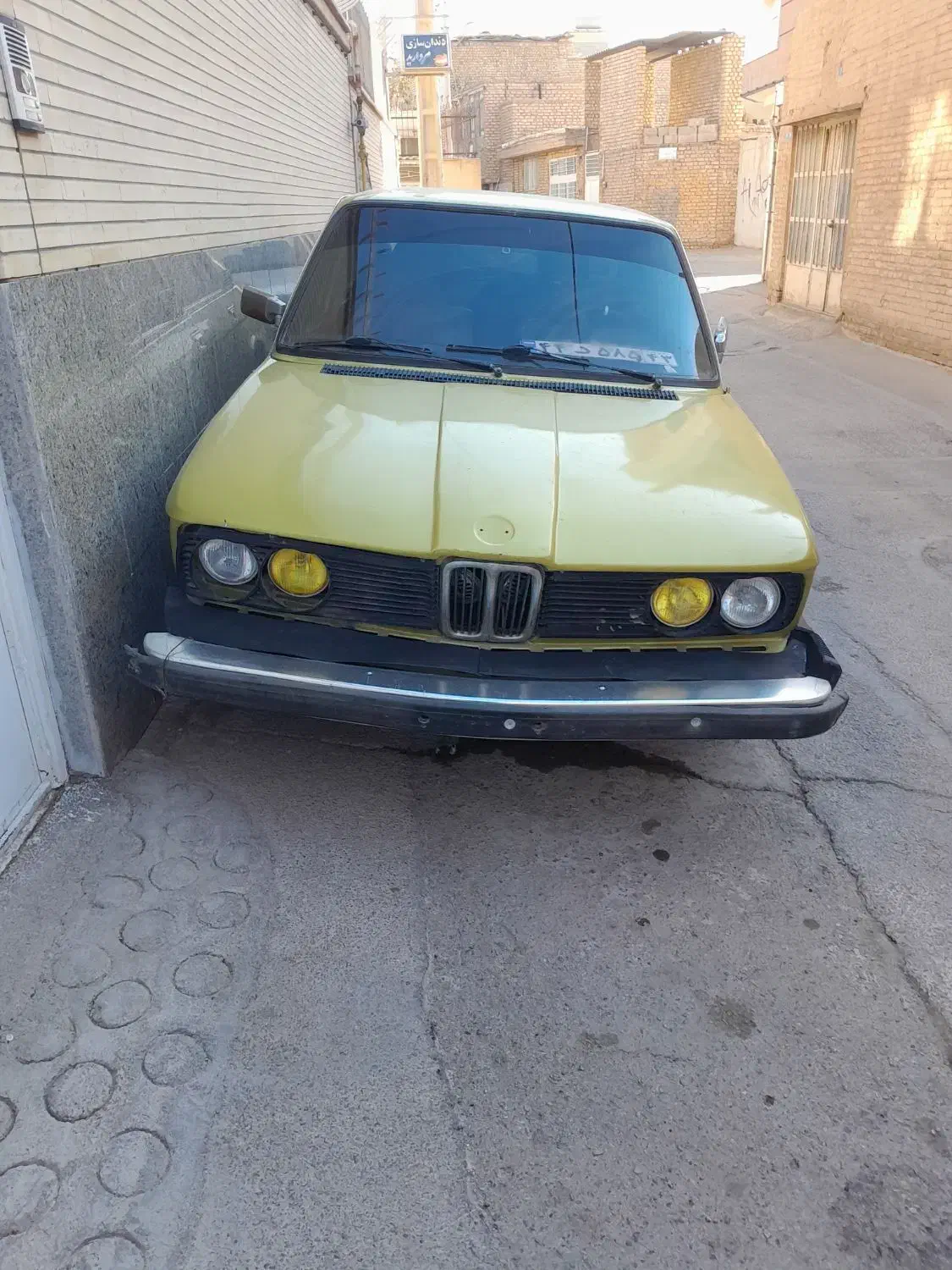 بی ام و۵۱۸|خودرو کلاسیک|شاهینشهر, خانه کارگر|دیوار