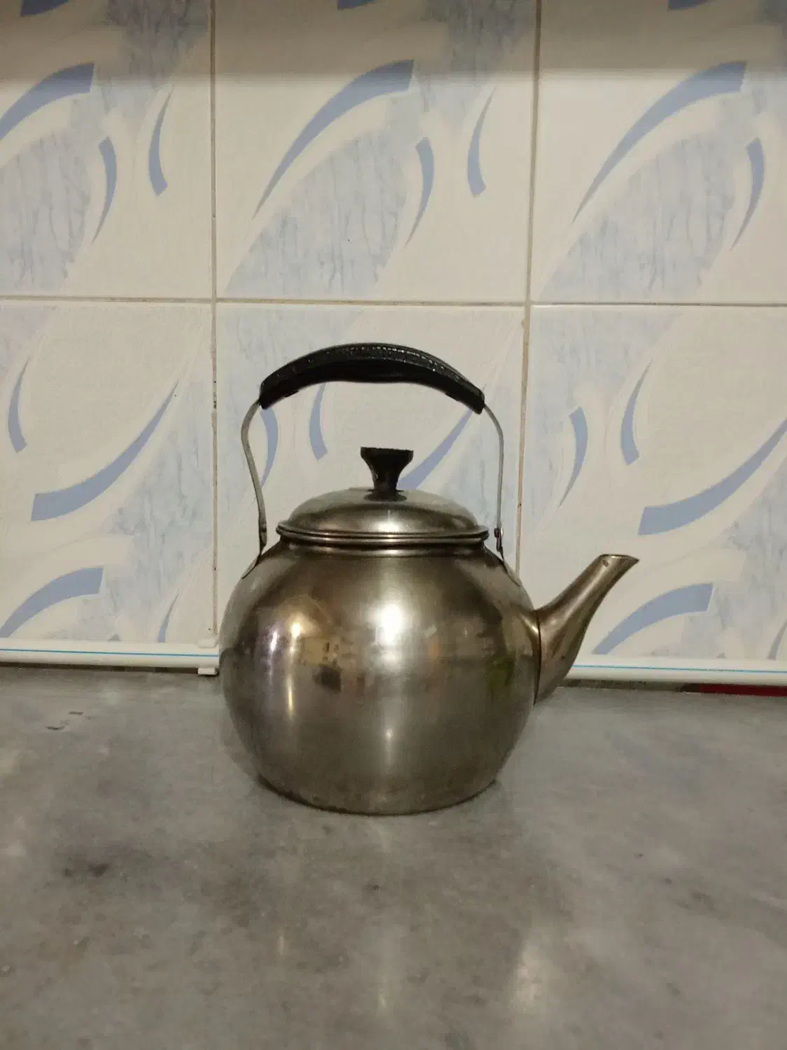 سلام دوستان یک عدد سماور و گوشی رومیزی و کتری|سماور، چای‌ساز، قهوه‌ساز|تربت‌حیدریه, رضاشهر|دیوار