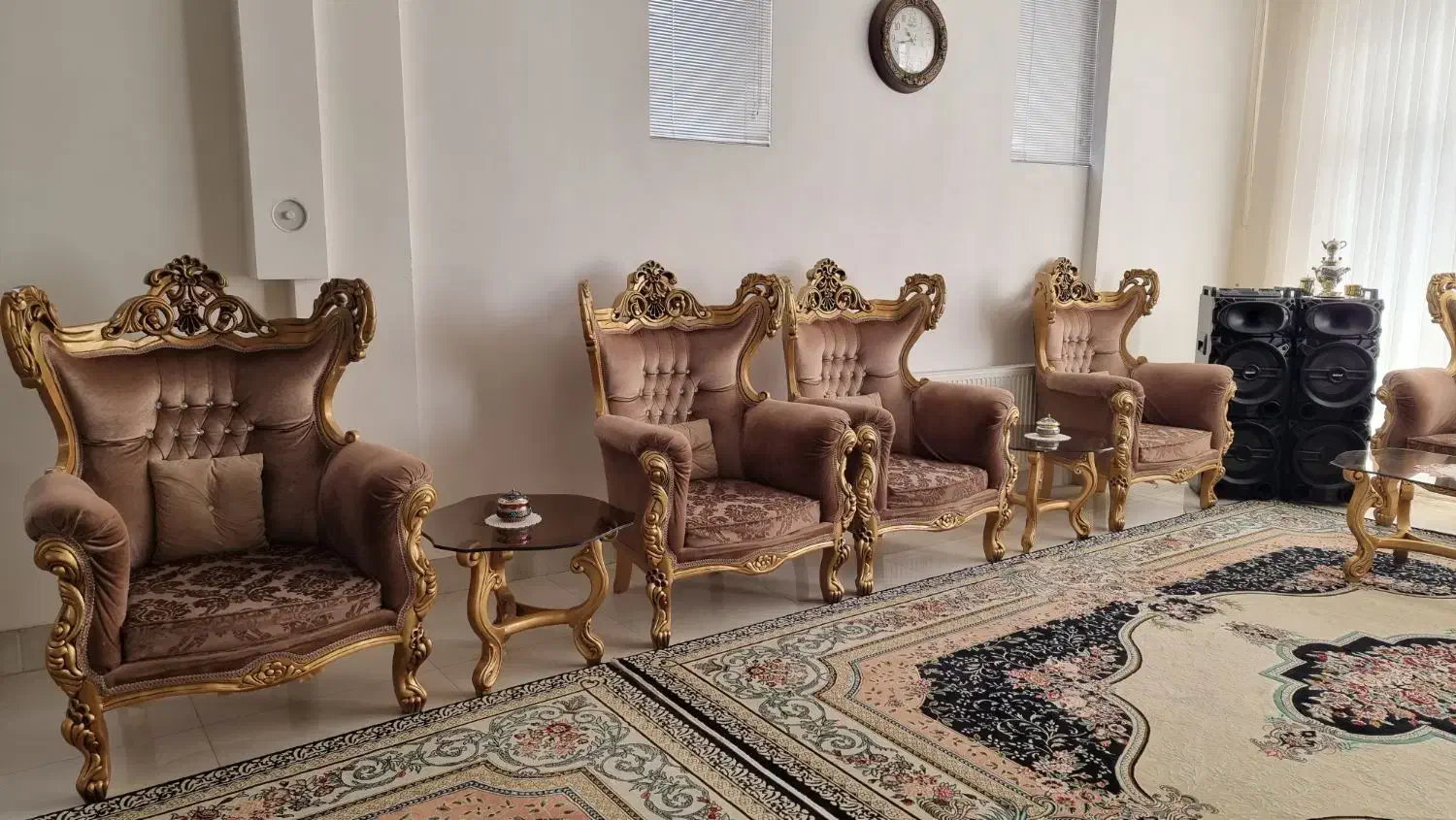 مبل سلطنتی|مبلمان خانگی و میز عسلی|گناباد, |دیوار