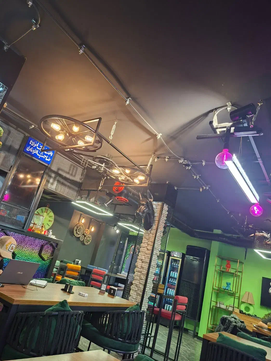 آشپز فرنگی|استخدام خدمات فروشگاه و رستوران|تهران, حافظیه|دیوار