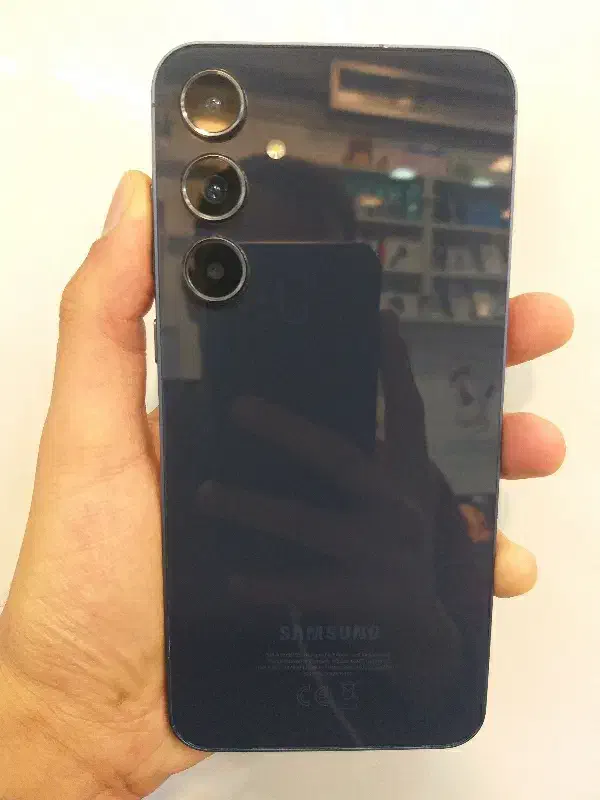 A55 256/8 ویتنام|موبایل|شیراز, آبیاری|دیوار