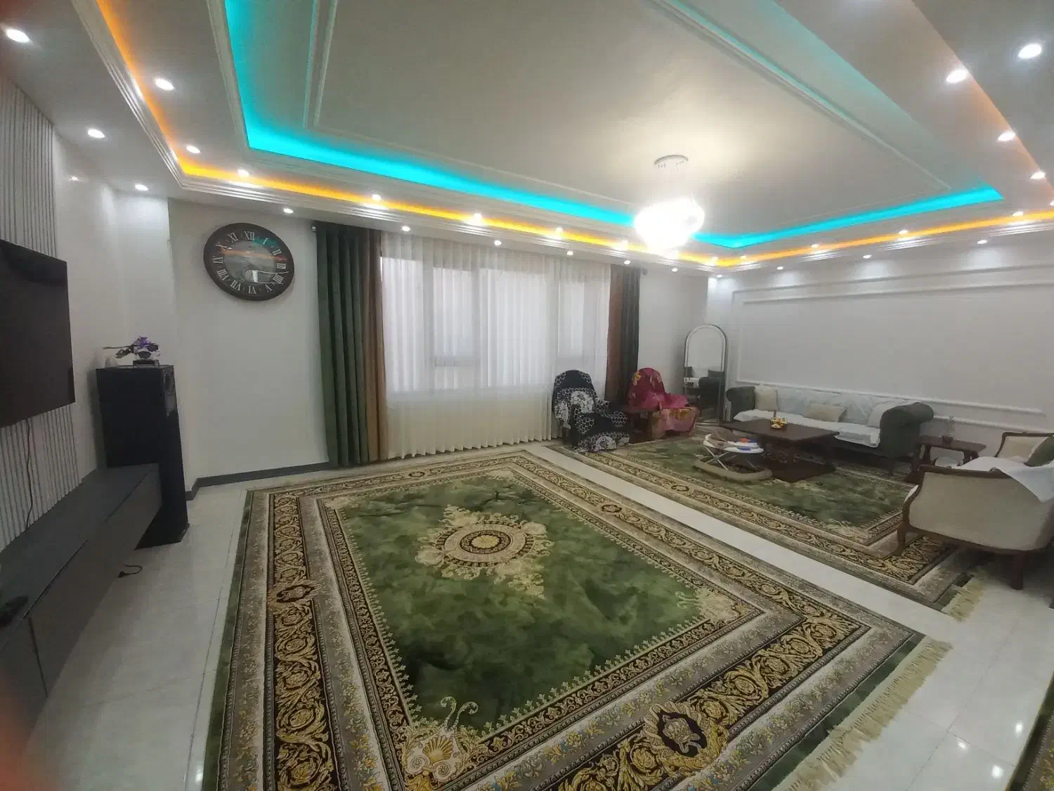 رهن واحد ۱۳۰ متری ۳ خواب / بهارستان|اجارهٔ آپارتمان|قرچک, میرزائی جنوبی|دیوار