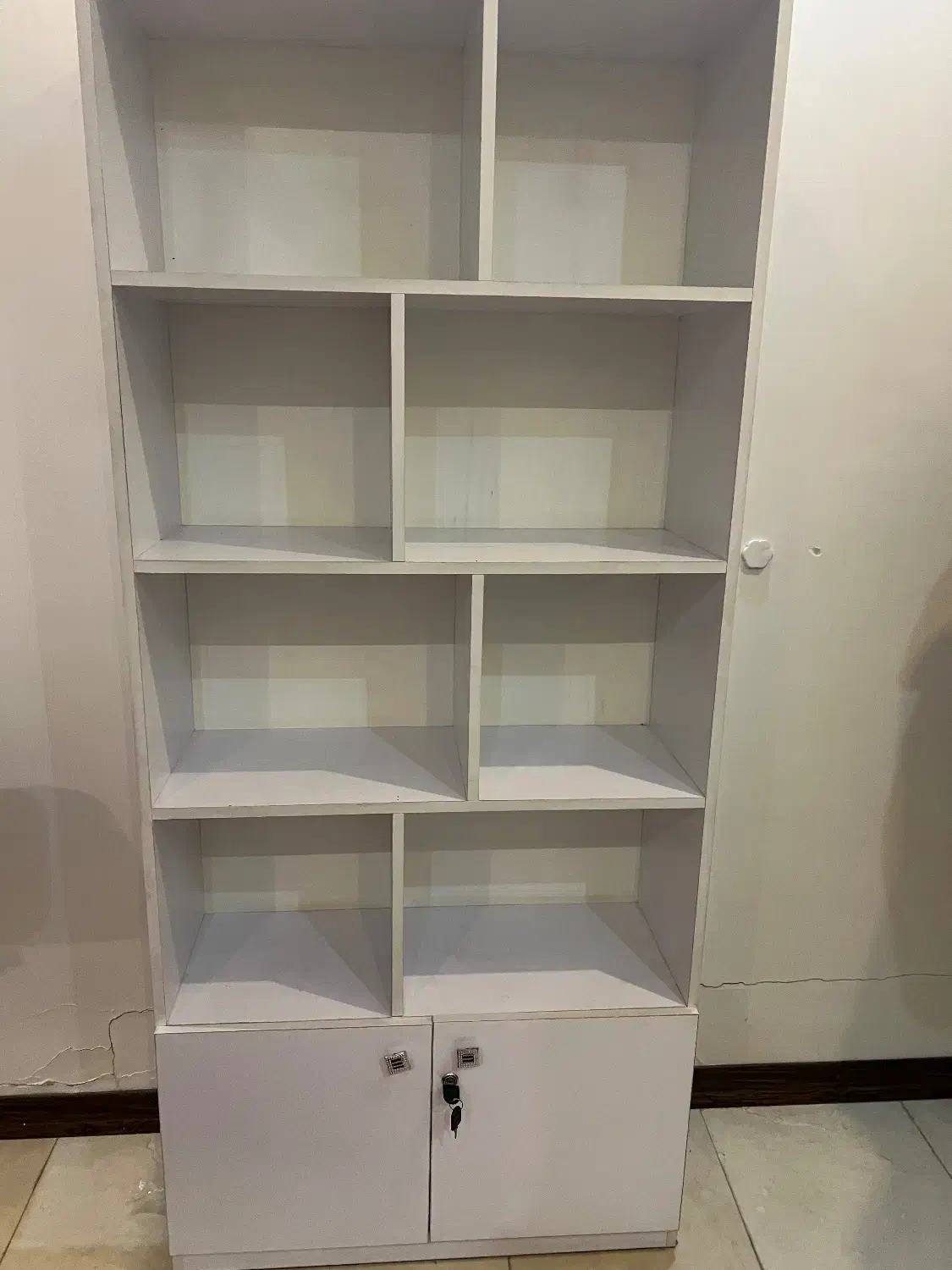 کتابخانه|کتابخانه، شلف، قفسه‌های دیواری|تهران, گلستان (شهرک راه آهن)|دیوار